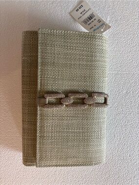 LE REGALE Mint green Textured Chain-Accent clutch evening bag